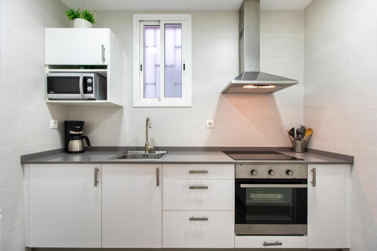Pere Serafi 2 Bedroom Apartment Барселона Екстериор снимка