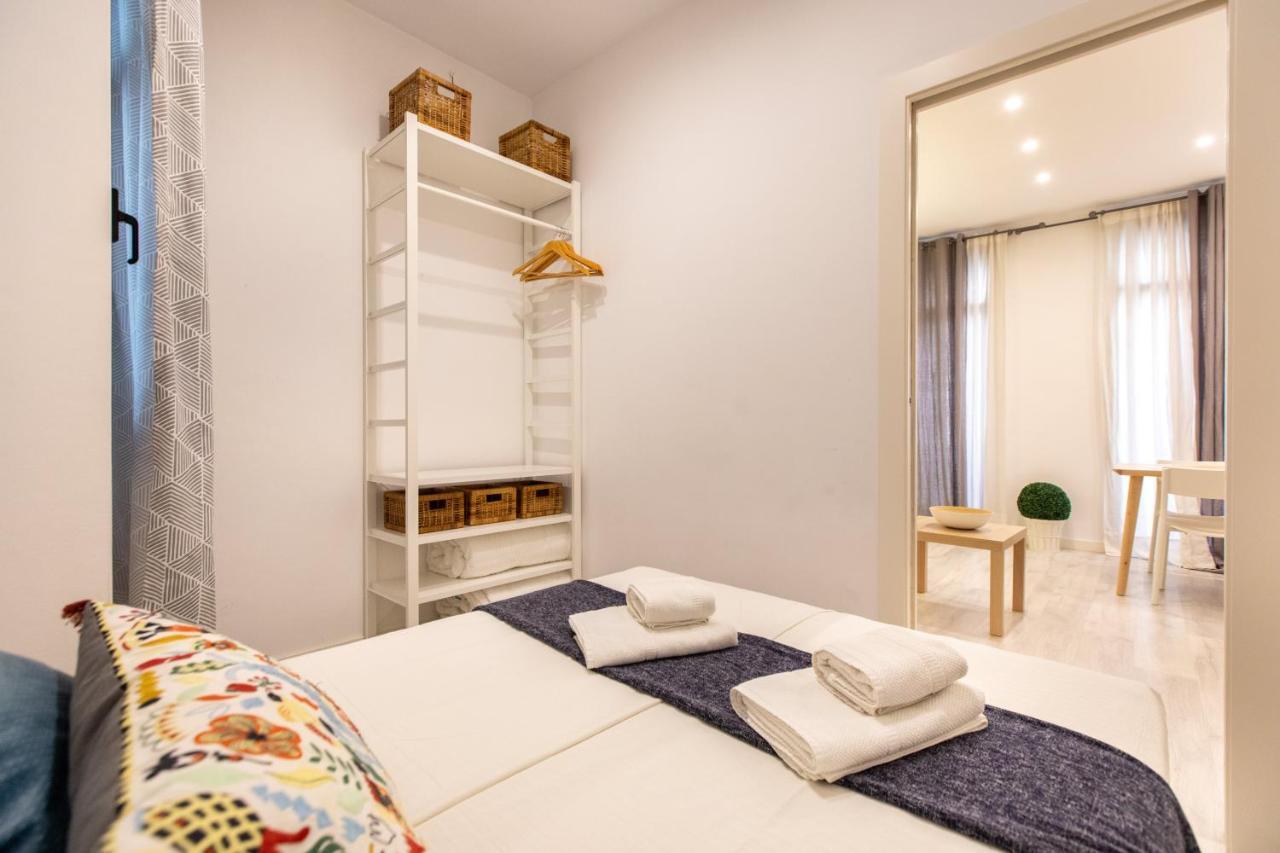 Pere Serafi 2 Bedroom Apartment Барселона Екстериор снимка