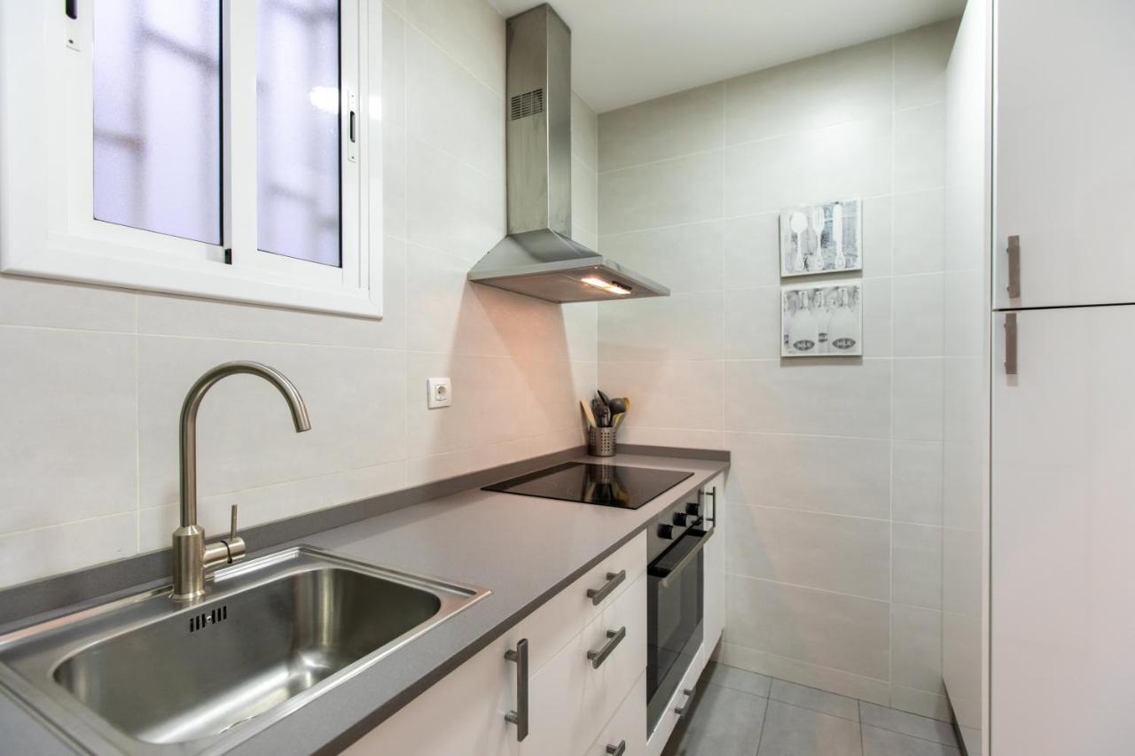 Pere Serafi 2 Bedroom Apartment Барселона Екстериор снимка